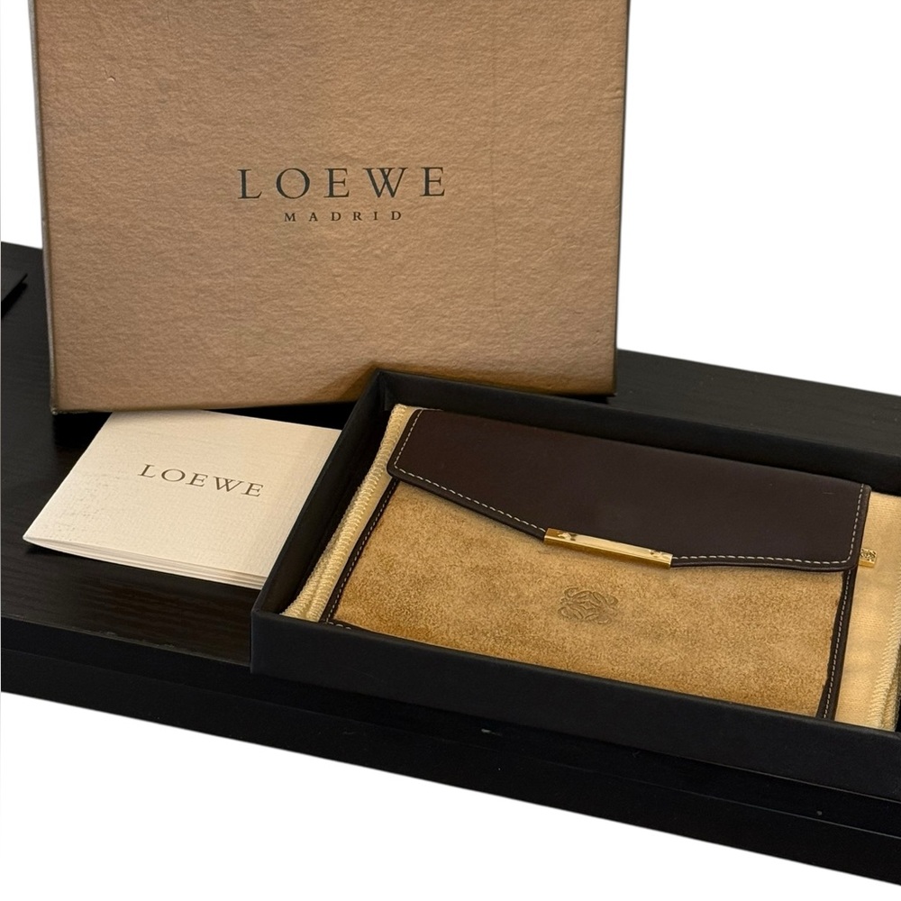 LOEWE Authentic Cowhide Leather Coin / Card Pouch Wallet w Box, Dust Bag, & COA